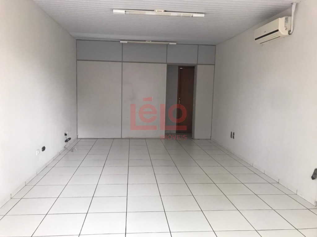 Sala Comercial para locacao no Zona 03 em Maringa com 30m² por R$ 1.200,00