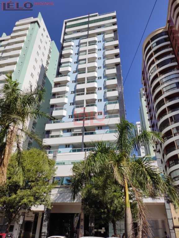 Apartamento para locacao no Novo Centro em Maringa com 201,77m² por R$ 3.200,00