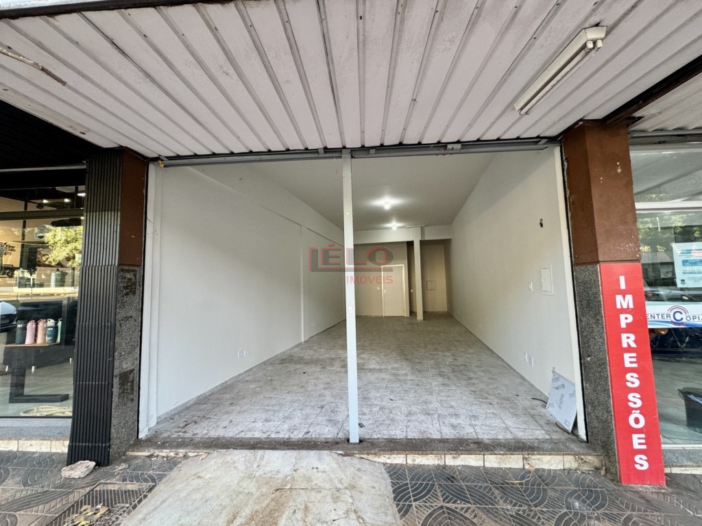 Sala Comercial para locacao no Zona 07 em Maringa com 49m² por R$ 2.000,00