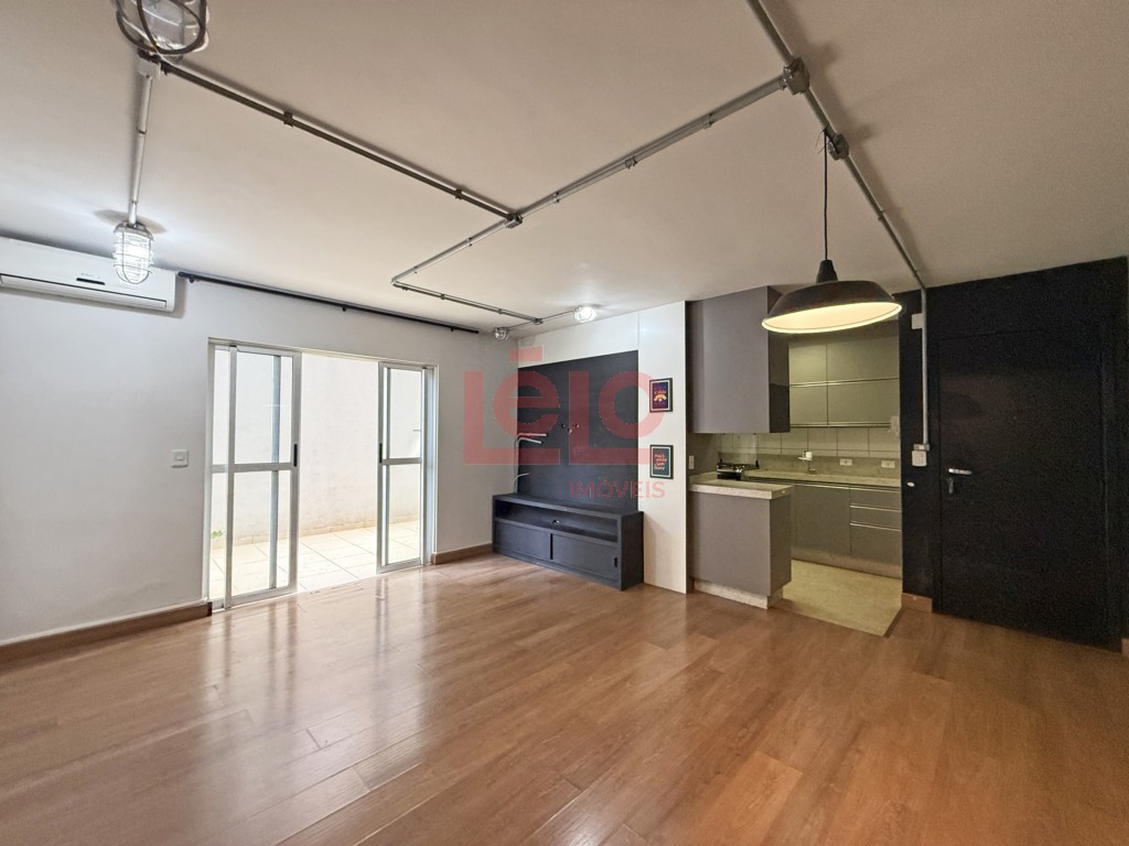 Apartamento para locacao no Zona 07 em Maringa com 125,93m² por R$ 1.900,00