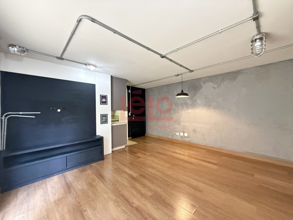 Apartamento para locacao no Zona 07 em Maringa com 125,93m² por R$ 1.900,00