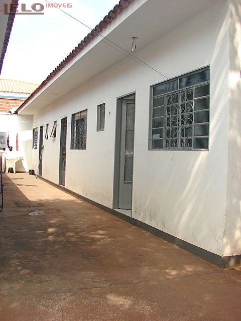Apartamento para locacao no Vila Esperanca em Maringa com 28m² por R$ 650,00