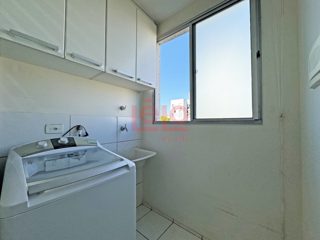 Apartamento para locacao no Vila Bosque em Maringa com 81,32m² por R$ 2.000,00