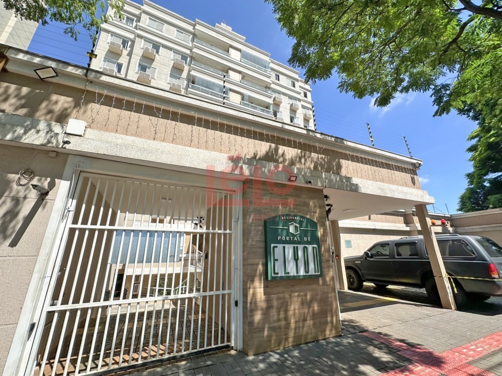 Apartamento para locacao no Zona 08 em Maringa com 112m² por R$ 2.400,00