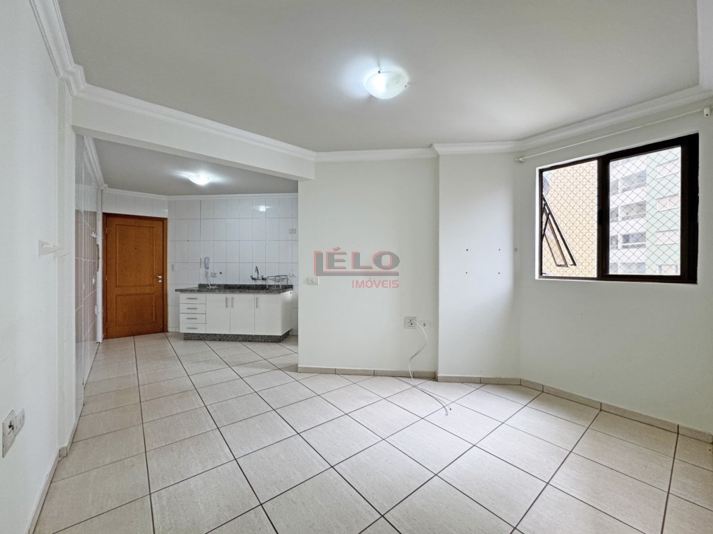 Apartamento para locacao no Novo Centro em Maringa com 96m² por R$ 1.600,00