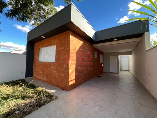 Casa Residencial para venda no Parque Res Aeroporto em Maringa com 120,93m² por R$ 430.000,00