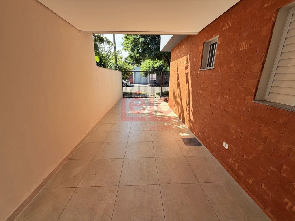 Casa Residencial para venda no Parque Res Aeroporto em Maringa com 120,93m² por R$ 430.000,00
