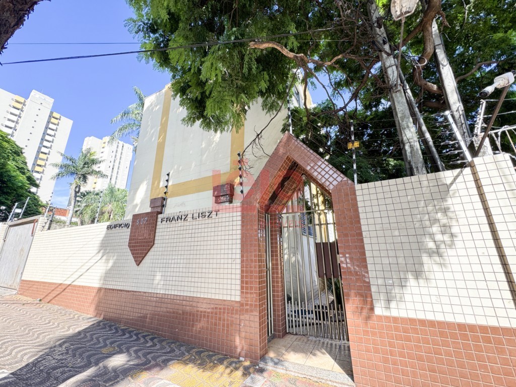 Apartamento para locacao no Zona 07 em Maringa com 52,22m² por R$ 1.000,00