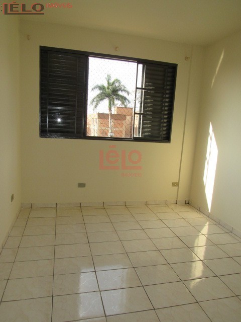 Apartamento para locacao no Zona 07 em Maringa com 52,22m² por R$ 1.000,00