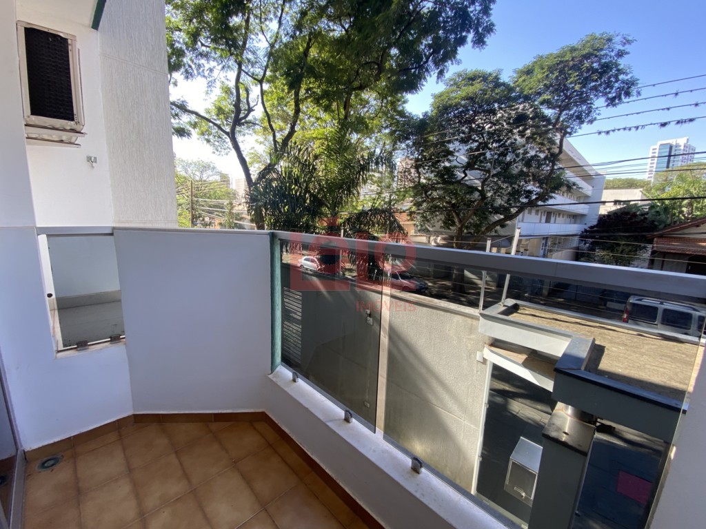 Apartamento para locacao no Zona 07 em Maringa com 190,37m² por R$ 2.300,00