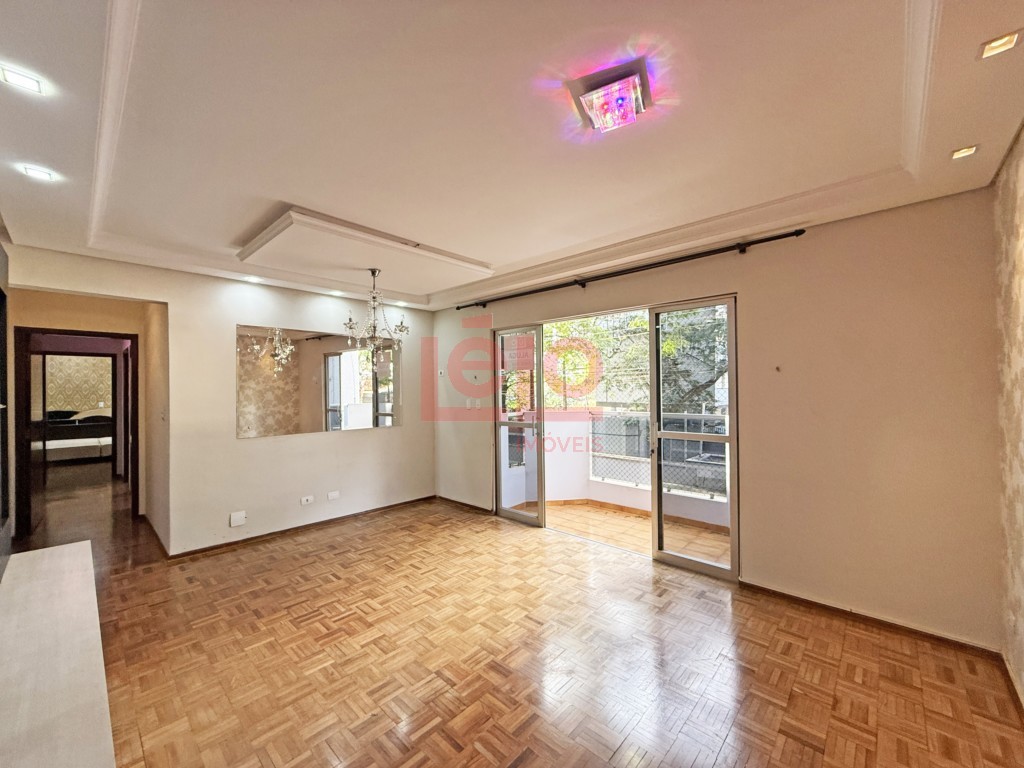 Apartamento para locacao no Zona 07 em Maringa com 190,37m² por R$ 2.300,00