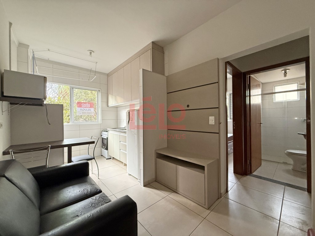 Apartamento para locacao no Zona 07 em Maringa com 38,24m² por R$ 1.300,00