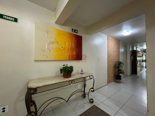 Apartamento para locacao no Zona 07 em Maringa com 93,46m² por R$ 1.500,00