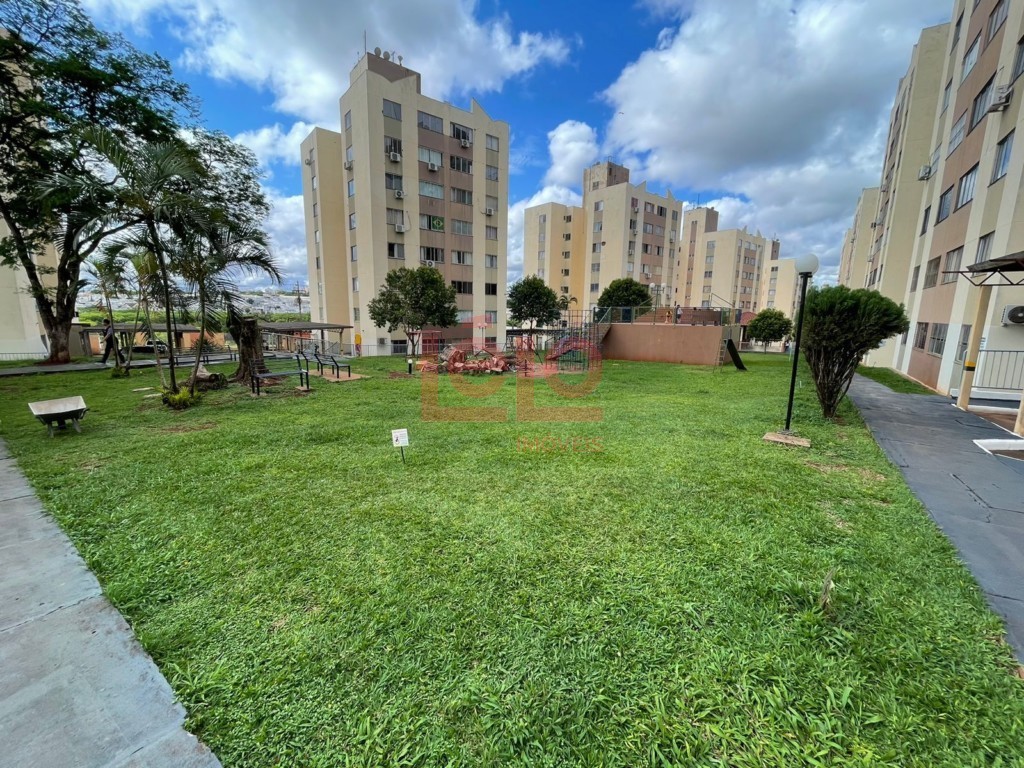 Apartamento para locacao no Jardim Ipanema em Maringa com 52,76m² por R$ 1.200,00