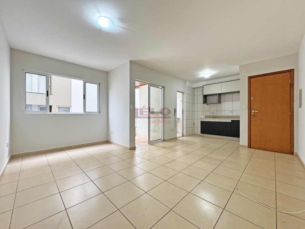 Apartamento para locacao no Zona 07 em Maringa com 125,93m² por R$ 1.600,00