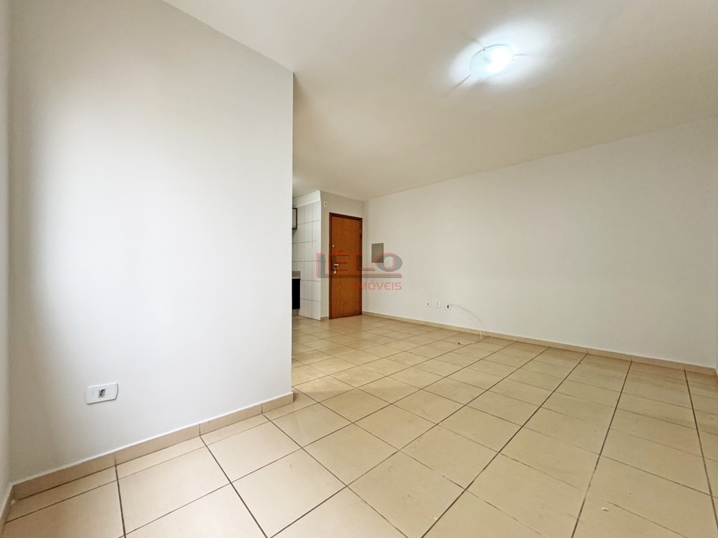 Apartamento para locacao no Zona 07 em Maringa com 125,93m² por R$ 1.600,00