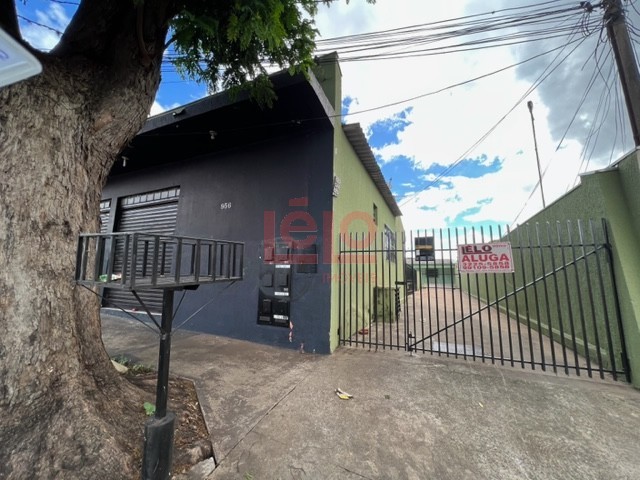 Casa Residencial para locacao no Vila Morangueira em Maringa com 35m² por R$ 800,00