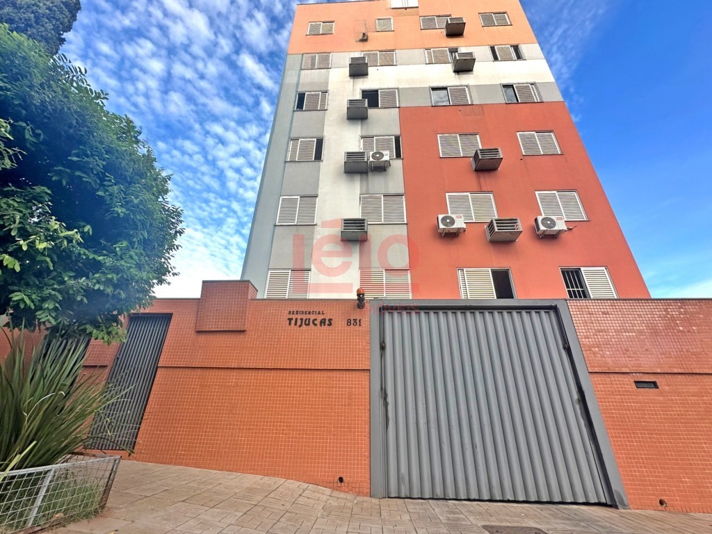 Apartamento para locacao no Zona 07 em Maringa com 91,89m² por R$ 1.300,00