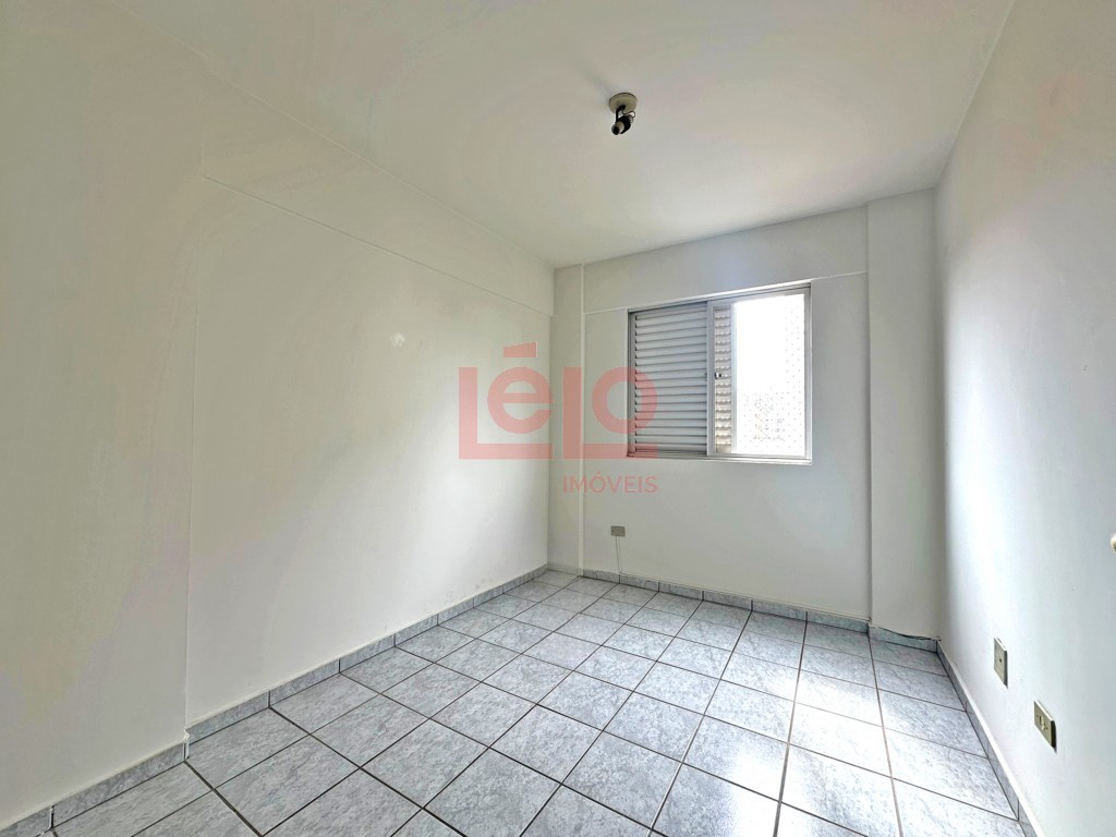 Apartamento para locacao no Zona 07 em Maringa com 91,89m² por R$ 1.300,00