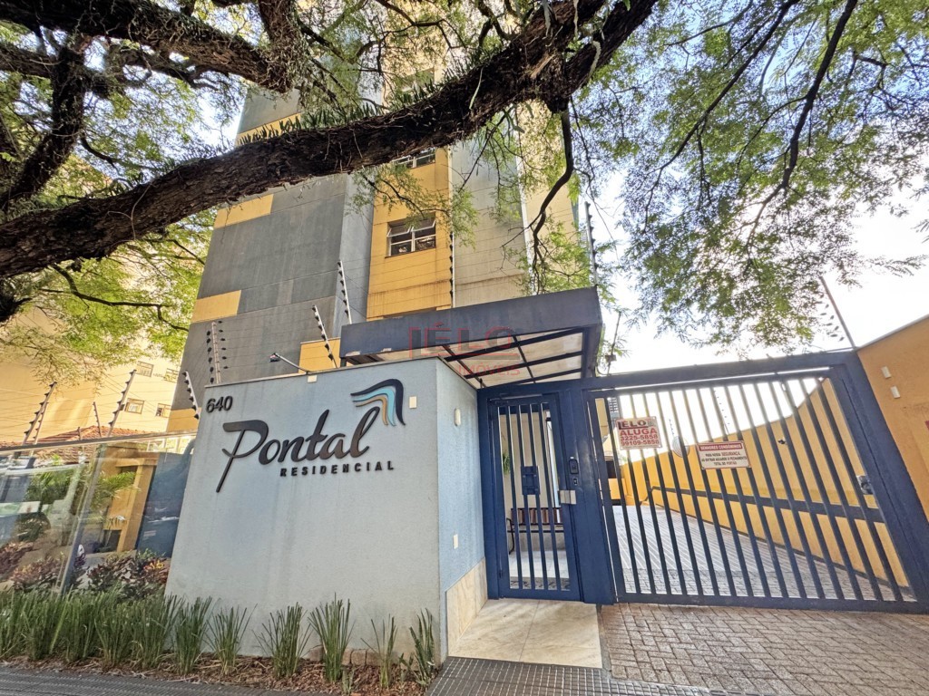 Apartamento para venda no Zona 07 em Maringa com 62m² por R$ 230.000,00