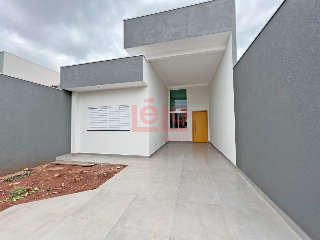 Casa Residencial para venda e locacao no Jardim Paulista em Maringa com 99m² por R$ 450.000,00 (venda) ou R$ 2.500,00 (locação)