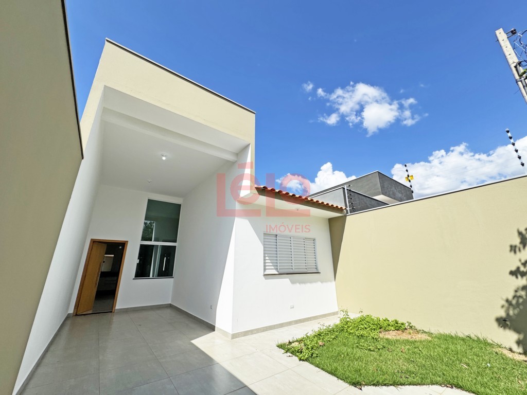 Casa Residencial para venda e locacao no Jardim Paulista em Maringa com 99m² por R$ 450.000,00 (venda) ou R$ 2.300,00 (locação)