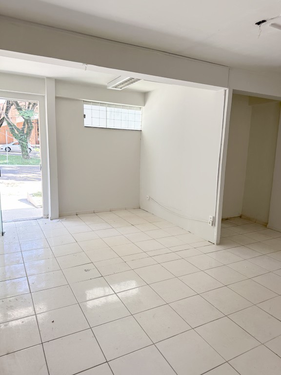 Casa Comercial para locacao no Zona 05 em Maringa com 194,89m² por R$ 8.950,00