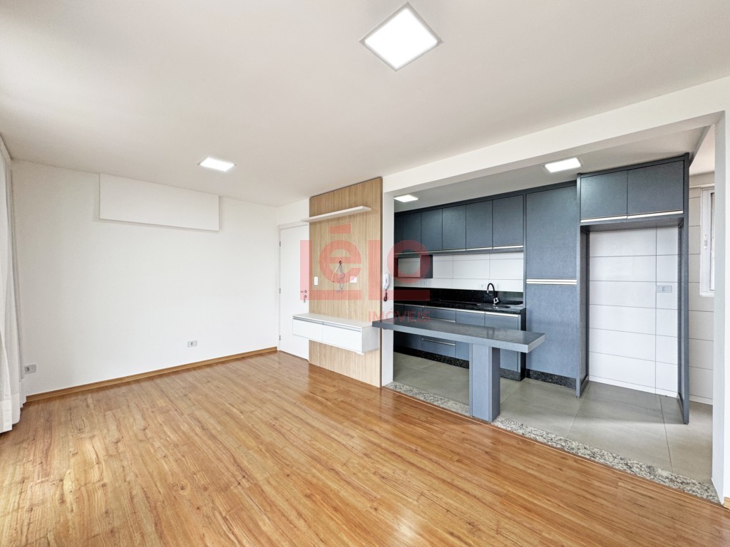 Apartamento para locacao no Jardim America em Maringa com 156,16m² por R$ 3.000,00