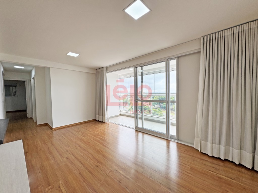 Apartamento para locacao no Jardim America em Maringa com 156,16m² por R$ 3.000,00