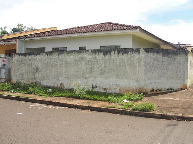 Casa Residencial para locacao no Jardim Copacabana em Maringa com 80m² por R$ 1.250,00