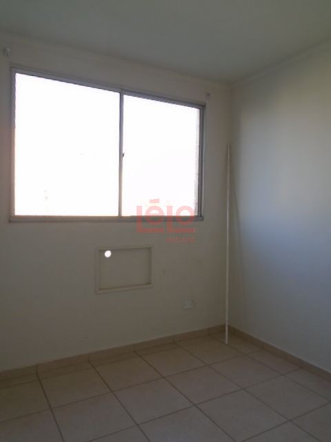 Apartamento para locacao no Zona 06 em Maringa com 114,84m² por R$ 1.600,00