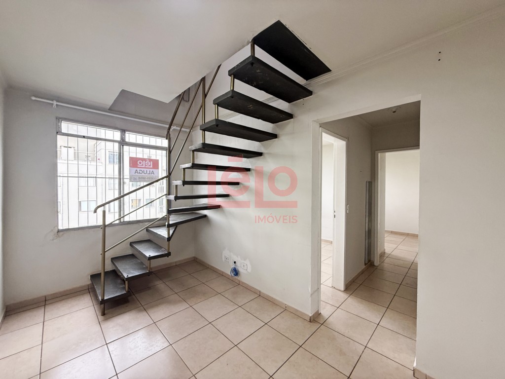 Apartamento para locacao no Zona 06 em Maringa com 114,84m² por R$ 1.600,00