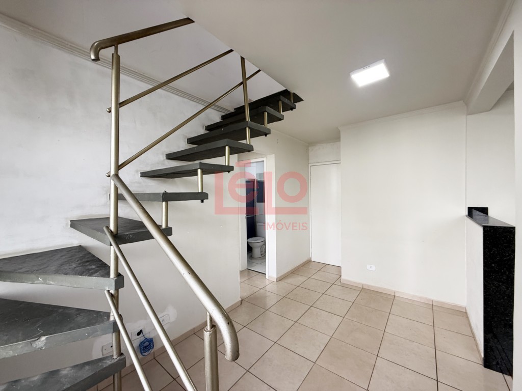 Apartamento para locacao no Zona 06 em Maringa com 114,84m² por R$ 1.600,00