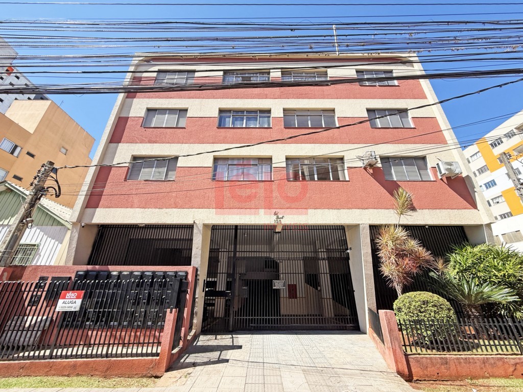 Apartamento para locacao no Zona 07 em Maringa com 90,02m² por R$ 1.300,00