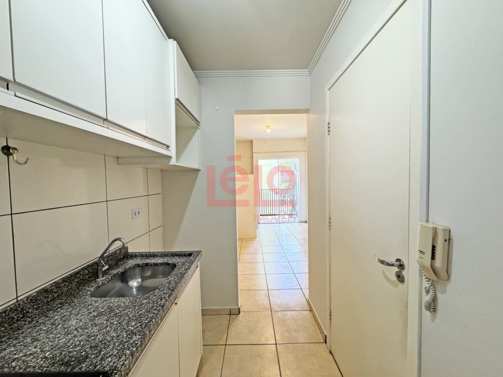 Apartamento para locacao no Zona 07 em Maringa com 52,16m² por R$ 1.100,00