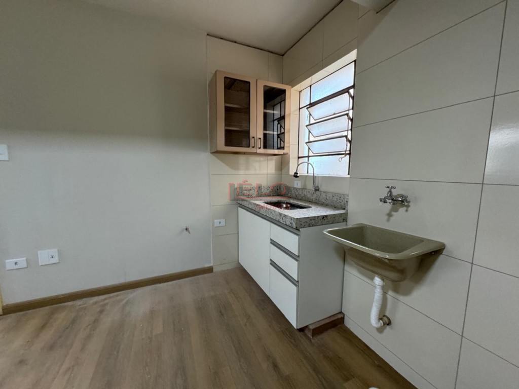 Apartamento para locacao no Zona 07 em Maringa com 95m² por R$ 1.000,00