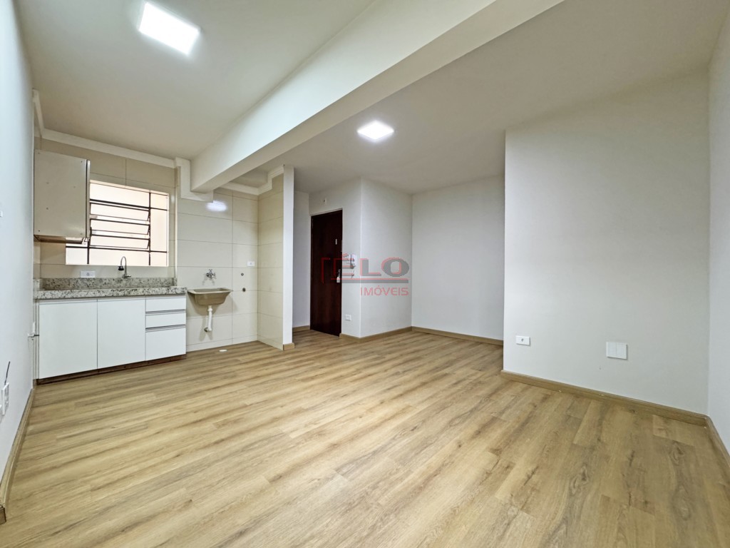 Apartamento para locacao no Zona 07 em Maringa com 95m² por R$ 1.000,00