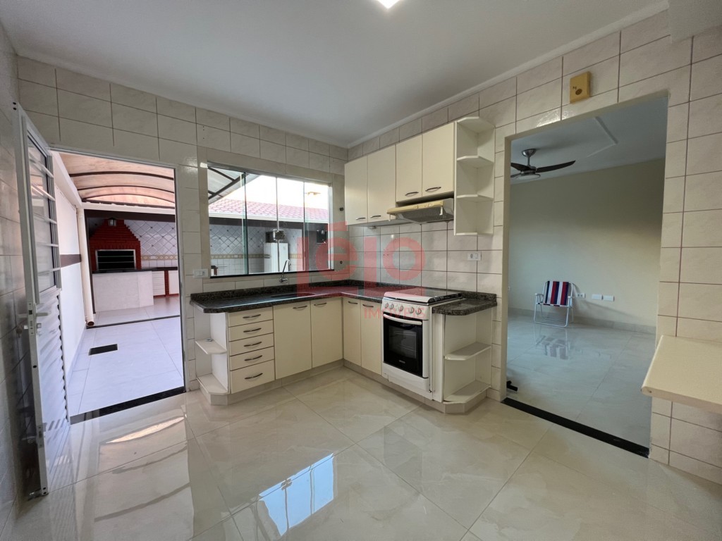 Sobrado para locacao no Jardim Novo Horizonte em Maringa com 149,56m² por R$ 4.300,00