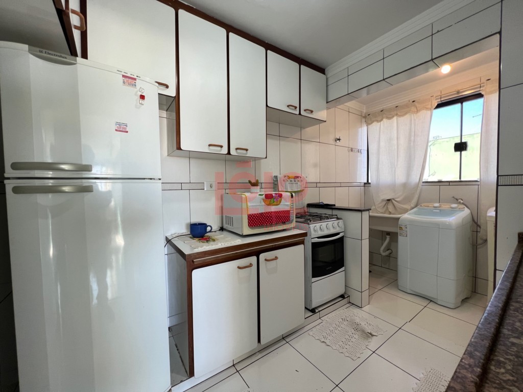 Apartamento para locacao no Zona 07 em Maringa com 67,23m² por R$ 1.300,00