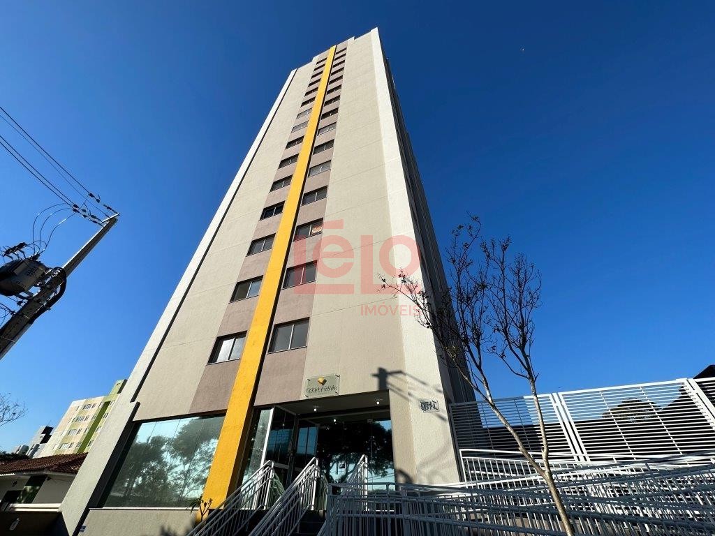 Apartamento para locacao no Zona 07 em Maringa com 94,72m² por R$ 1.500,00