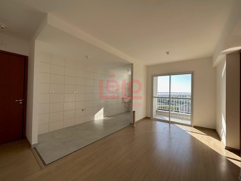 Apartamento para locacao no Zona 07 em Maringa com 94,72m² por R$ 1.500,00