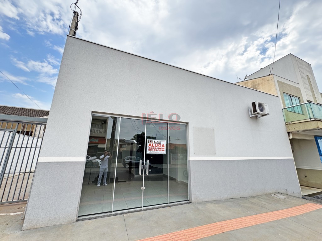 Sala Comercial para locacao no Jardim Santa Helena em Maringa com 70m² por R$ 1.100,00