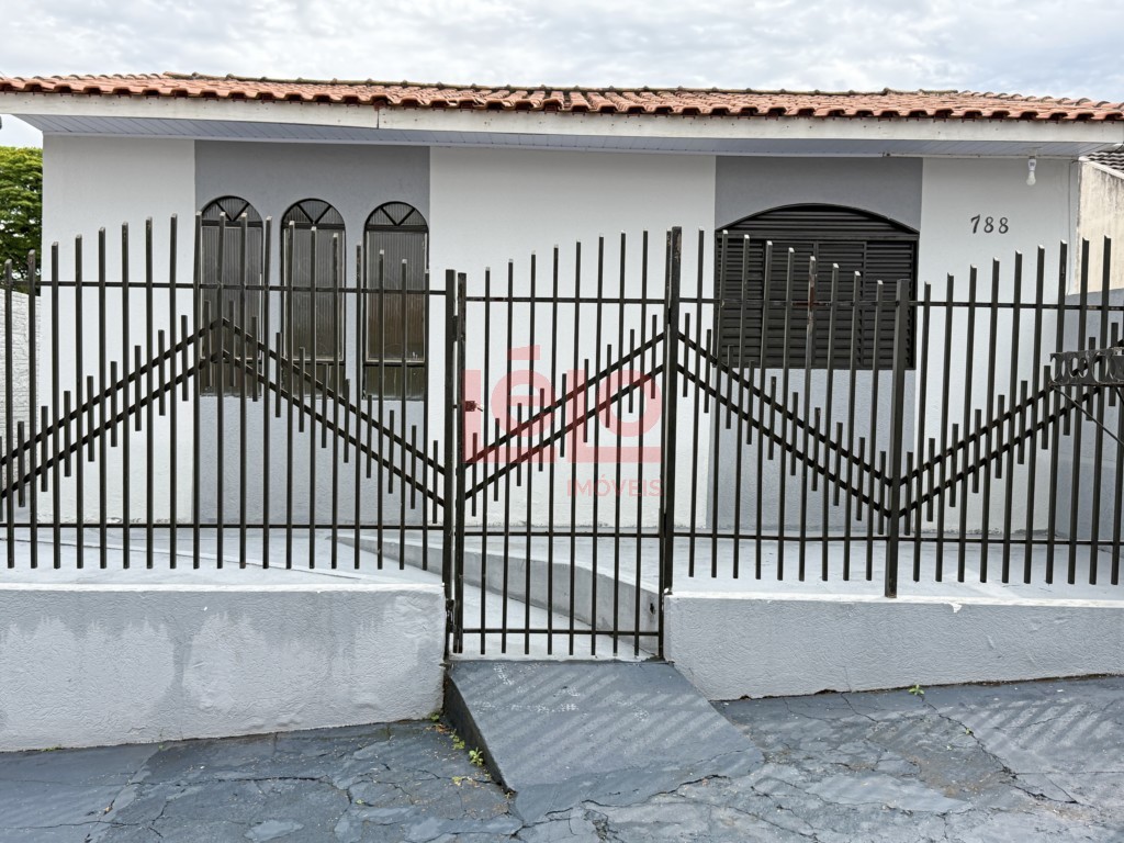 Casa Residencial para locacao no Parque das Laranjeiras em Maringa com 60m² por R$ 1.300,00