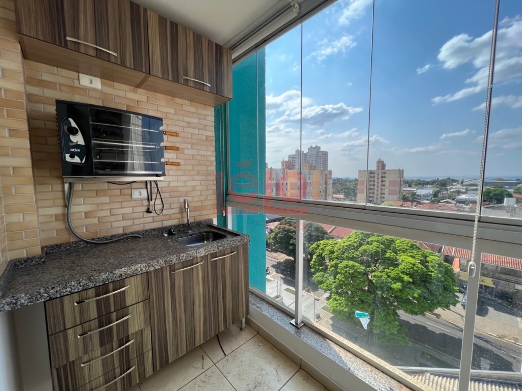 Apartamento para locacao no Vila Nova em Maringa com 141,15m² por R$ 2.600,00