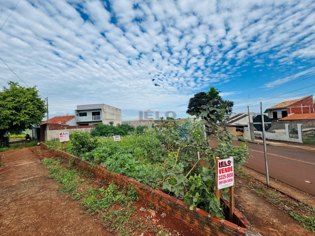 Terreno para venda no Jardim Reboucas em Maringa com 519m² por R$ 495.000,00