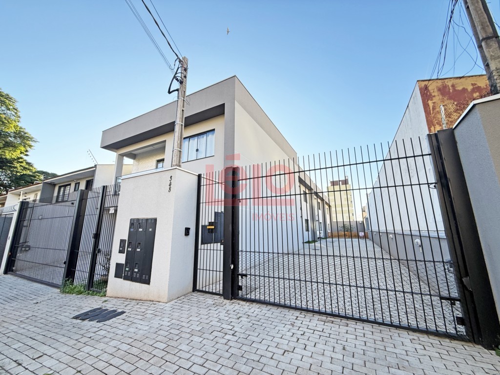 Sobrado para locacao no Zona 07 em Maringa com 138,41m² por R$ 3.200,00