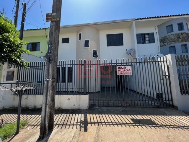 Sobrado para locacao no Vila Santo Antonio em Maringa com 107,64m² por R$ 2.000,00