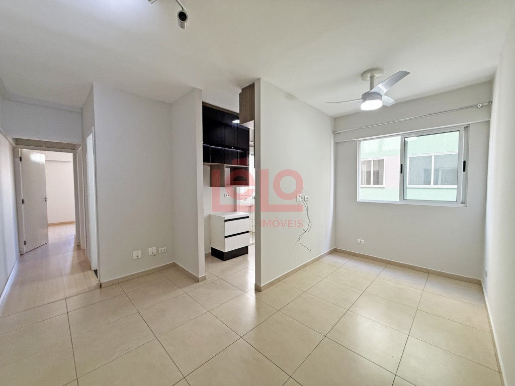 Apartamento para locacao no Zona 03 em Maringa com 90m² por R$ 1.990,00