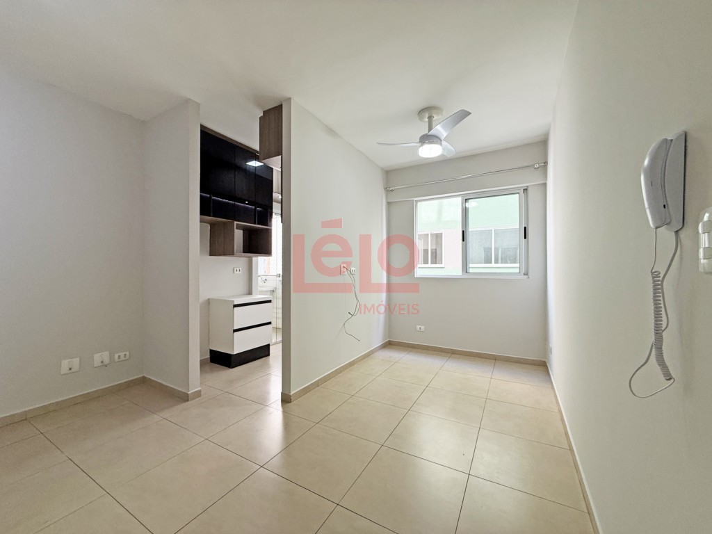 Apartamento para locacao no Zona 03 em Maringa com 90m² por R$ 1.990,00