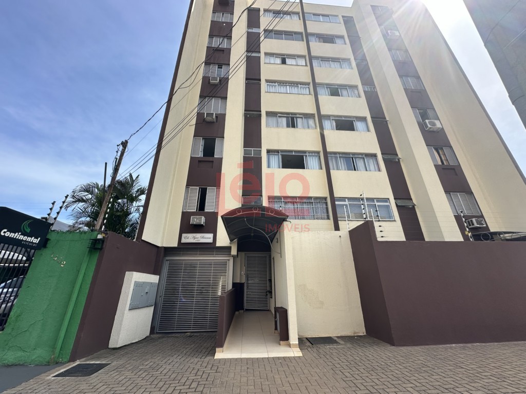 Apartamento para locacao no Zona 03 em Maringa com 105,61m² por R$ 1.700,00